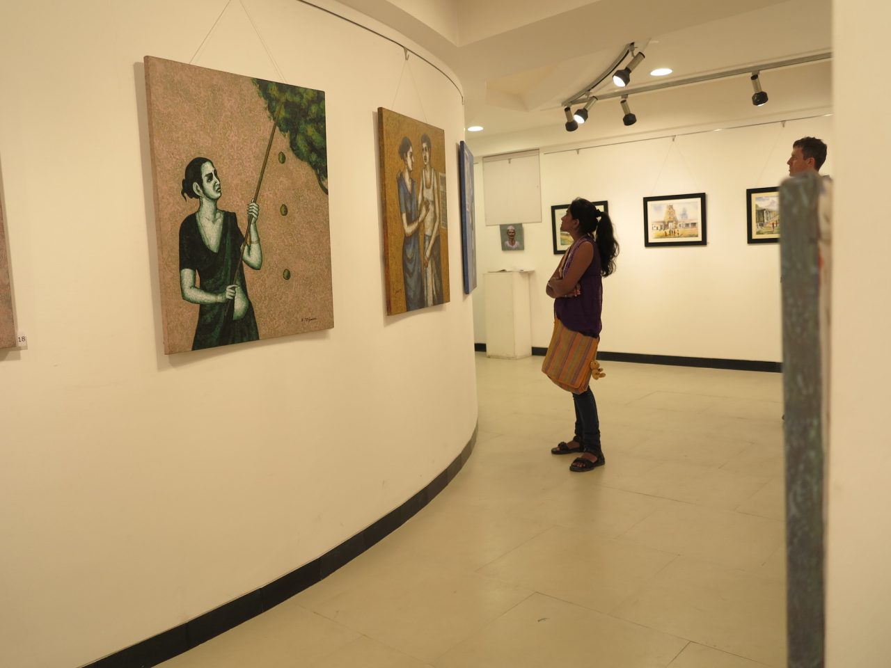 Jehangir Art Gallery Mumbai Tourist Point