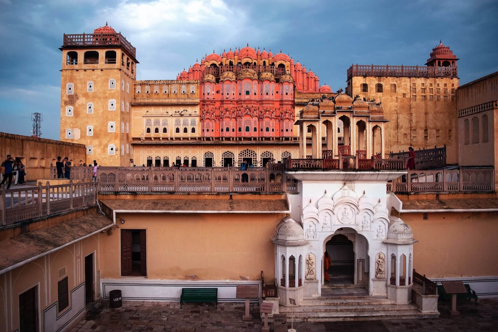 Best Tourist Places to Visit in Rajasthan